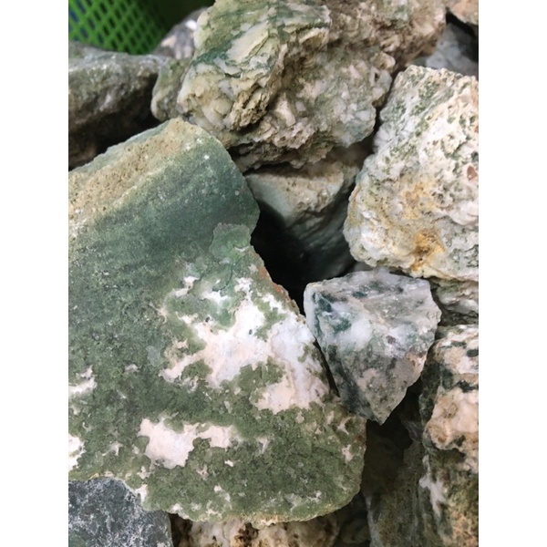 100gr Đá Thô Màu Xanh Rêu Raw Moss Agate