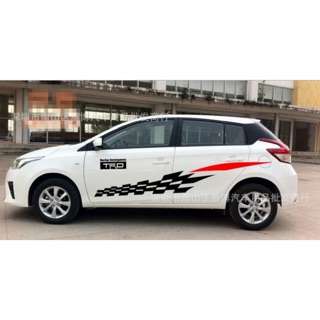 Tem dán sườn xe ô tô phong cách thể thao