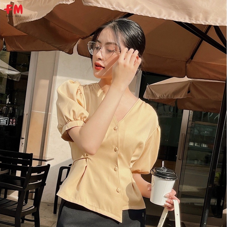 Áo kiểu nữ đẹp FM STYLE bánh bèo hàn quốc cổ tim tà chéo gài nút bọc thời trang vừa thanh lịch vừa trẻ trung 220305407