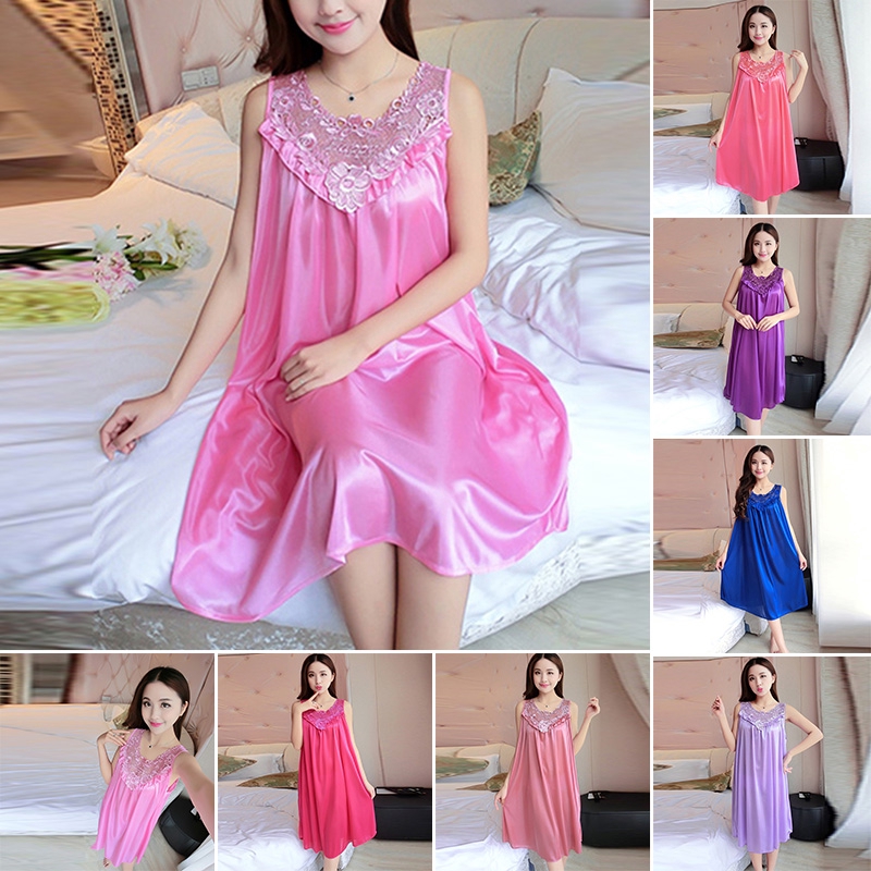 Áo choàng ngủ dáng dài phối ren hoa cho nữ | BigBuy360 - bigbuy360.vn