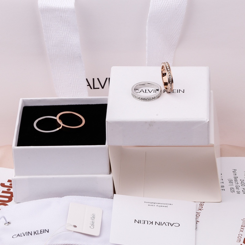 Nhẫn cặp đôi Calvin Klein Hook Crystals Ring Full Box-Tuyển CTV- Hỗ trợ DROPSHIP