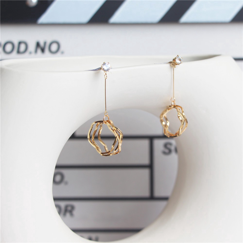 Hoa tai dáng dài đính đá thời trang Hàn Quốc cho nữ