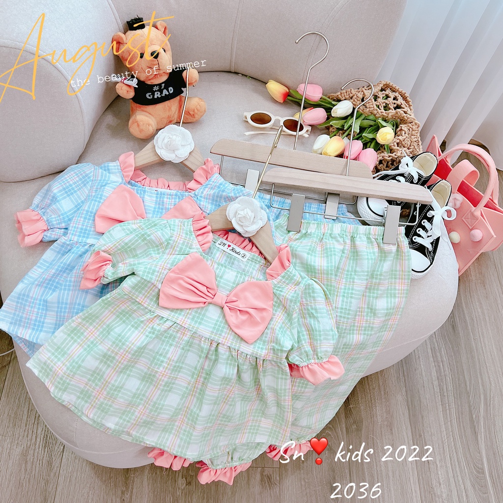 Bộ quần áo bé gái đính nơ trước ngực dài tay bo gấu từ 8-20kg