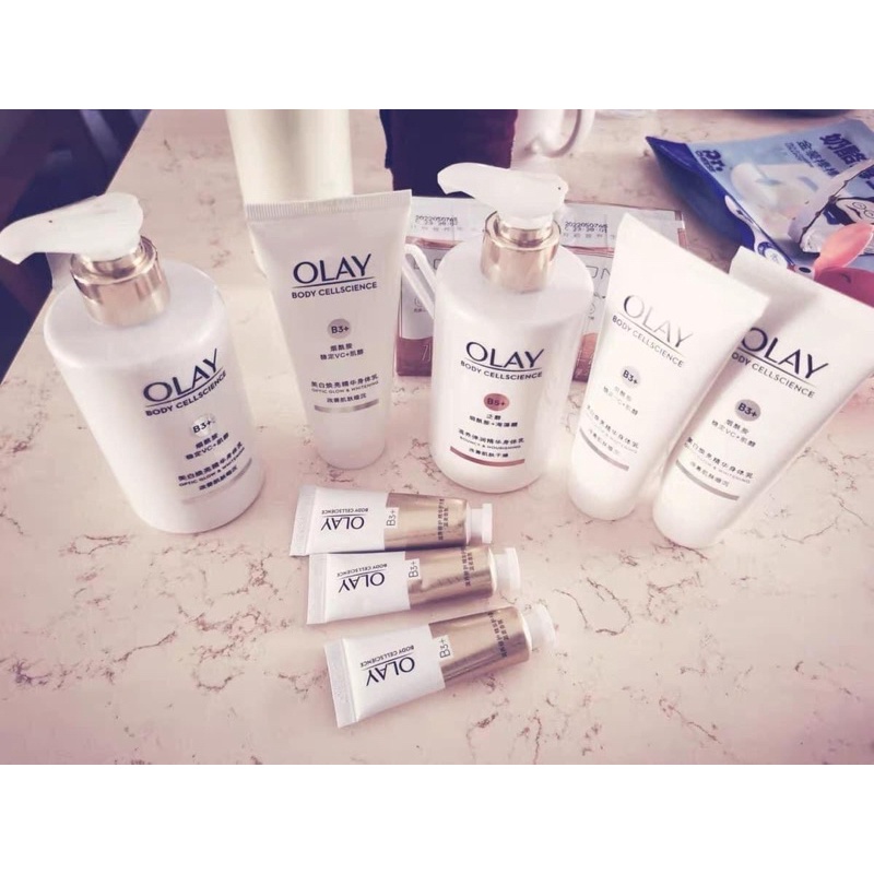 Sữa dưỡng thể OLAY B3 dưỡng trắng 250ml tặng kem dưỡng tay