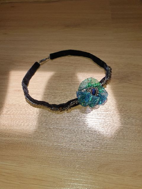 Vòng cổ handmade kết cườm & pha lê