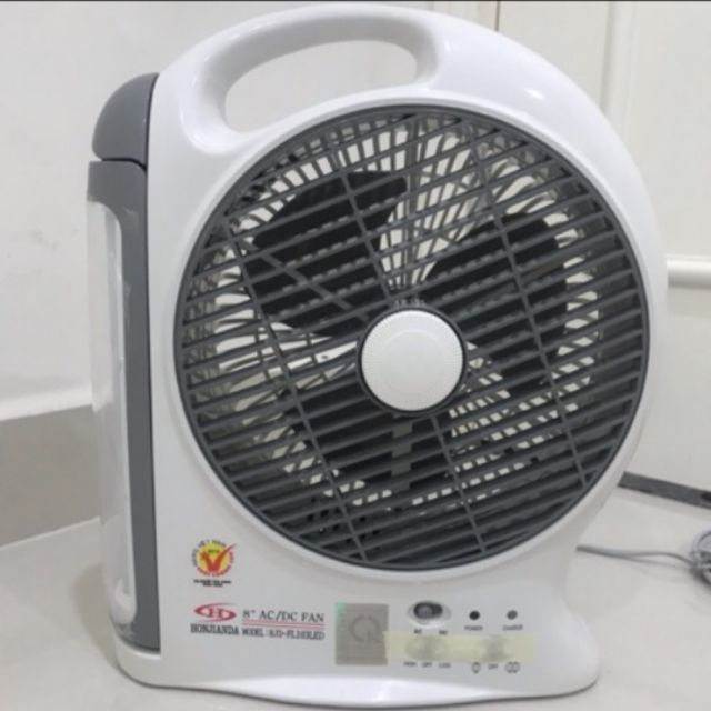 Quạt Sạc , Đèn Led lớn HDJ-FL 103