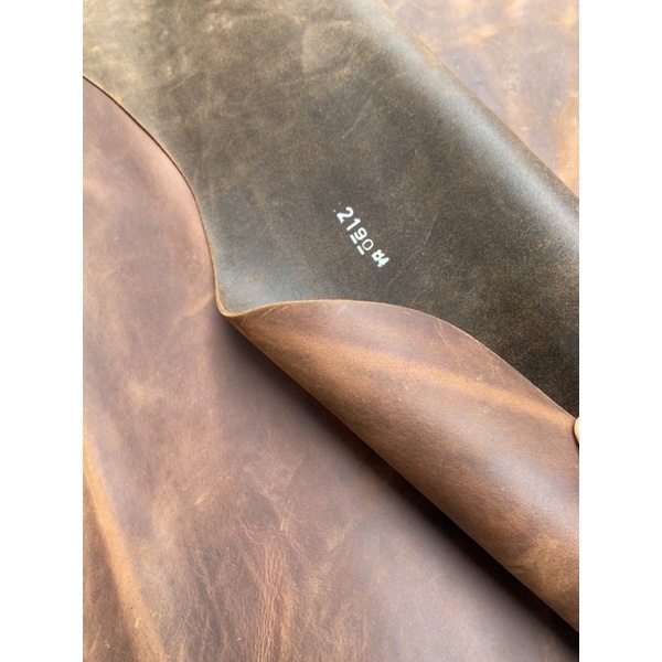 Da bò sáp ướt nâu