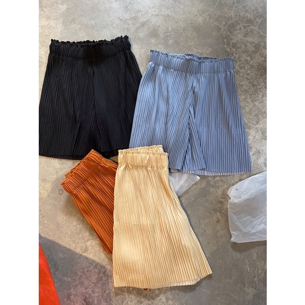 Quần short nữ lưng thun vải dập ly,trơn nhiều màu vải đẹp