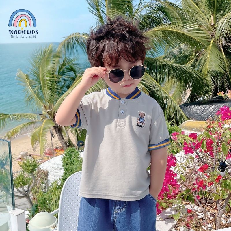 Áo thun polo ngắn tay cổ bomber Magickids thêu gấu cho bé trai chất thun cá sấu thoáng mát Quần áo trẻ em AO22028