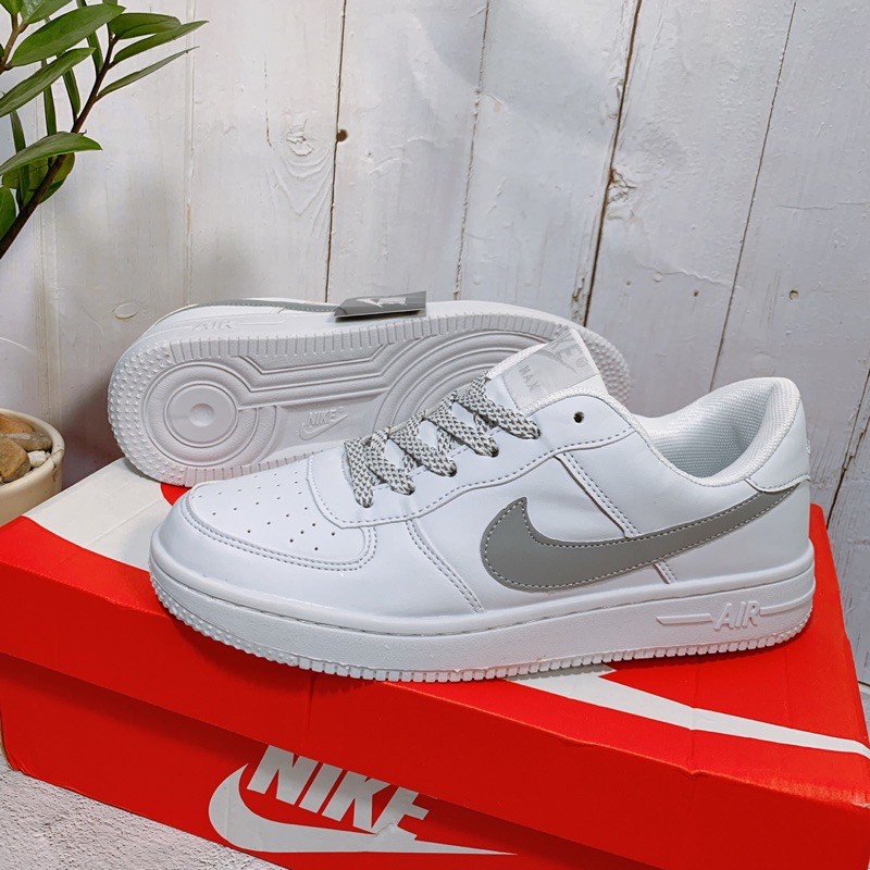 Giày AirForce1 Af1 lv8 utility - Hộp xịn