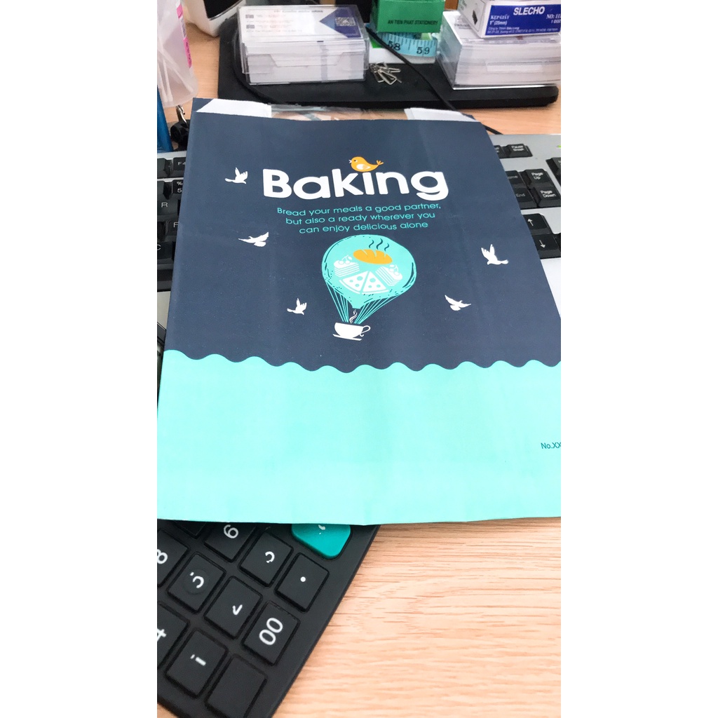 50c Túi giấy đựng bánh mì hoa cúc baking ngang