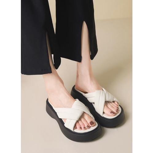 Dép Quai Ngang Đế Dày Thời Trang Mùa Hè 2022 Mới Dành Cho Nữ