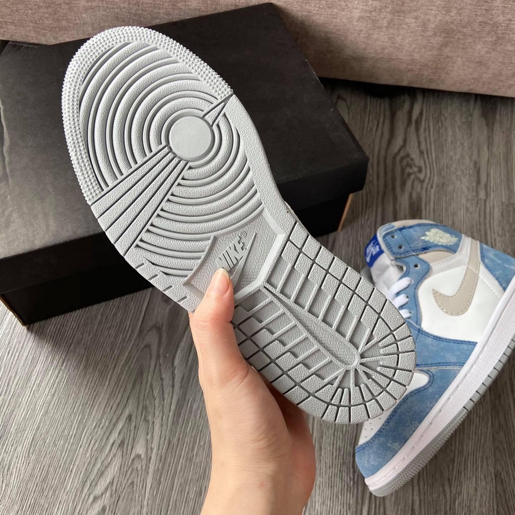 Giày Jordan 1 Retro OG Hyper Royal cổ cao, Giày thể thao nam nữ Jordan 1 Hyper Royal Xanh Loang Full Box Bill | BigBuy360 - bigbuy360.vn