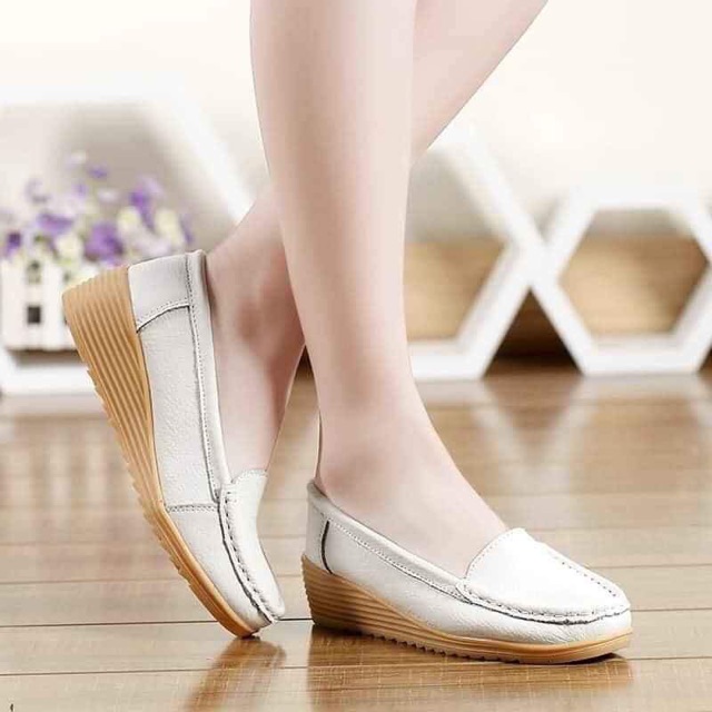 Giày moca da mềm cao 4,5 cm