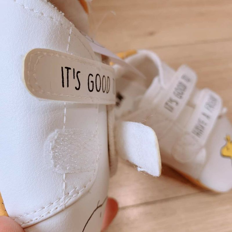 GIÀY TẬP ĐI DƯ XỊN CHO BÉ