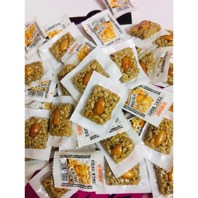 Sẵn 1 kg kẹo hướng dương, hướng dương hạnh nhân tẩm mật ong