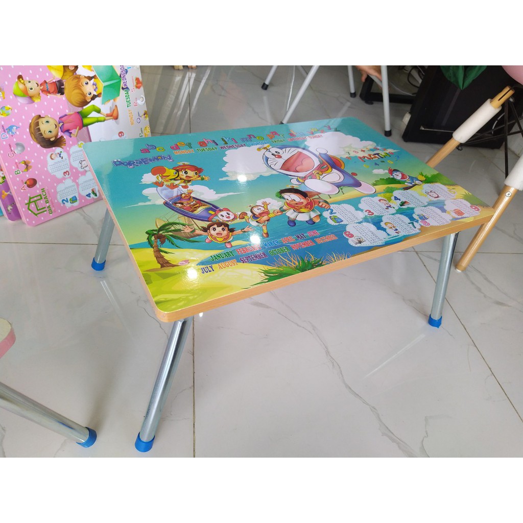 Bàn học sinh kích thước R40cm x D60cm x C28cm