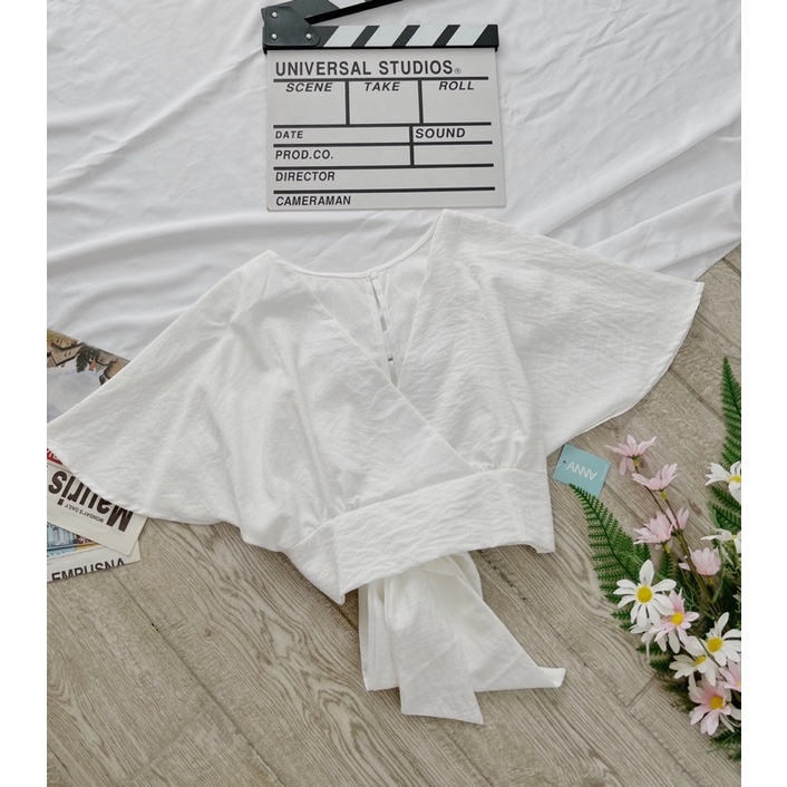 Áo croptop cột nơ lưng (Pill 9)