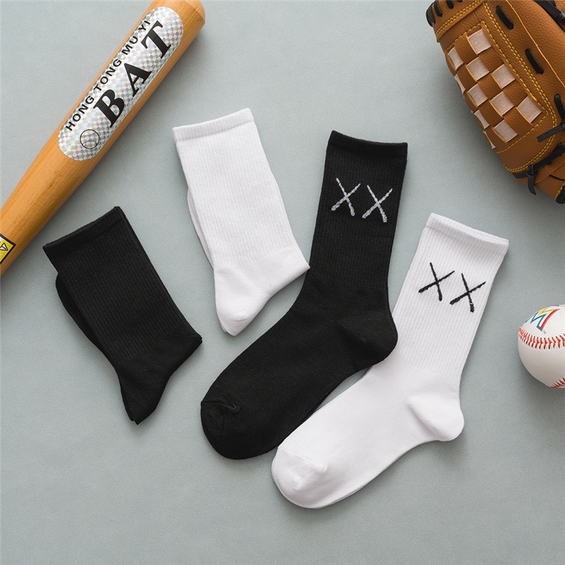 Vớ cotton tùy chọn màu sắc và họa tiết dễ thương phong cách đường phố