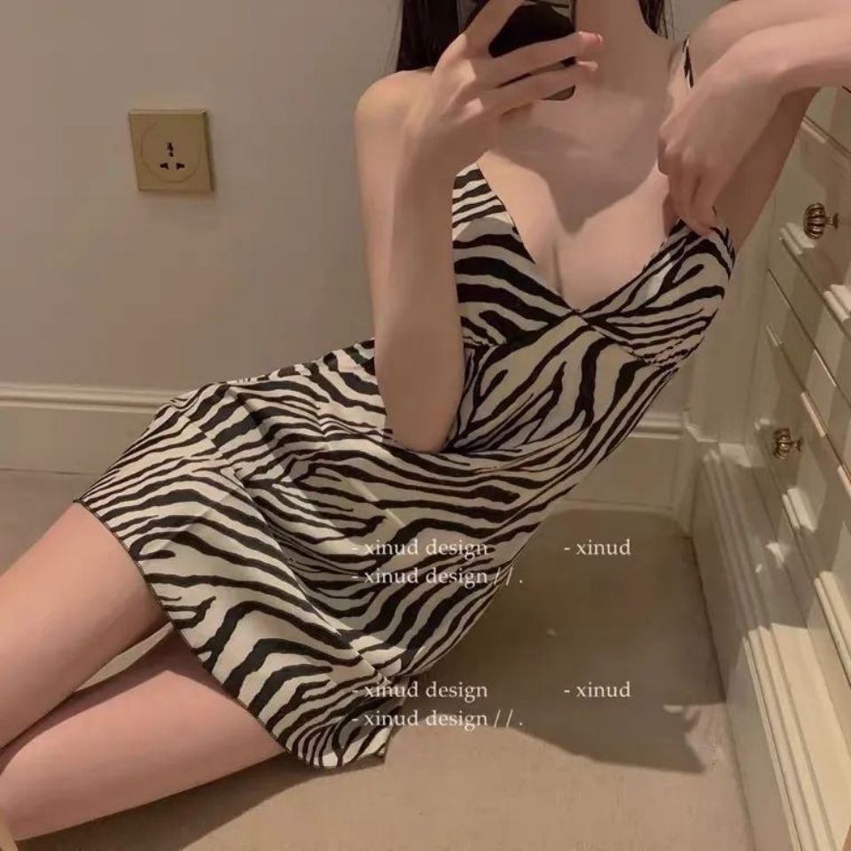 Đầm Ngủ Hai Dây Họa Tiết Ngựa Vằn Phong Cách Hàn Quốc Gợi Cảm Cho Nữ | BigBuy360 - bigbuy360.vn