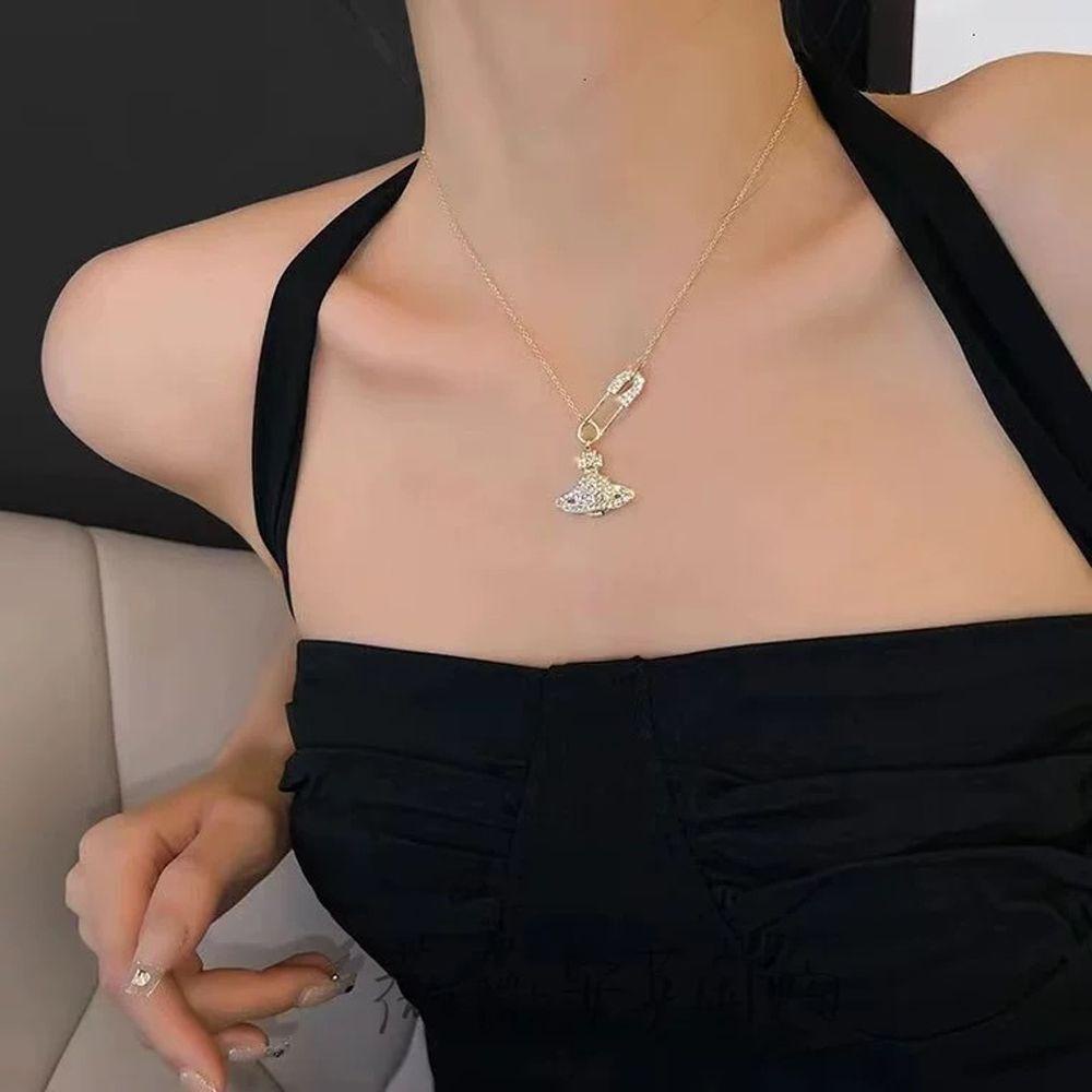 LILYES Dây Chuyền Mặt Hình Hành Tinh Phong Cách Vintage Thanh Lịch Cho Nữ