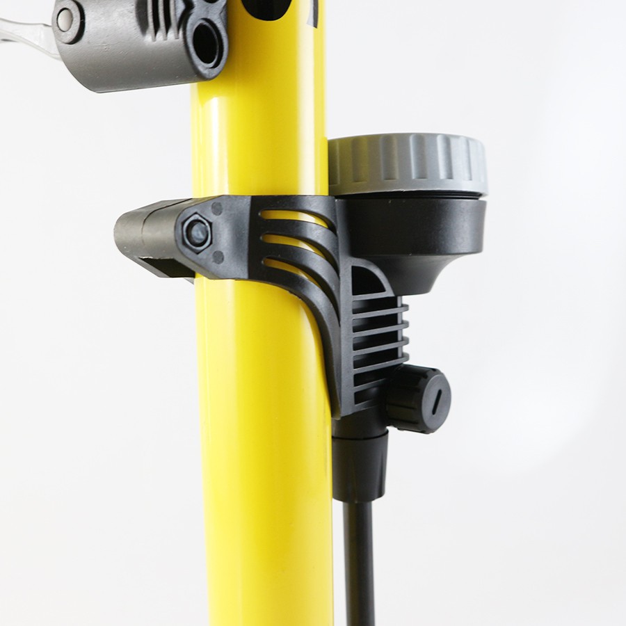 Bơm tay có đồng hồ Stanlays dành cho xe đạp, xe máy