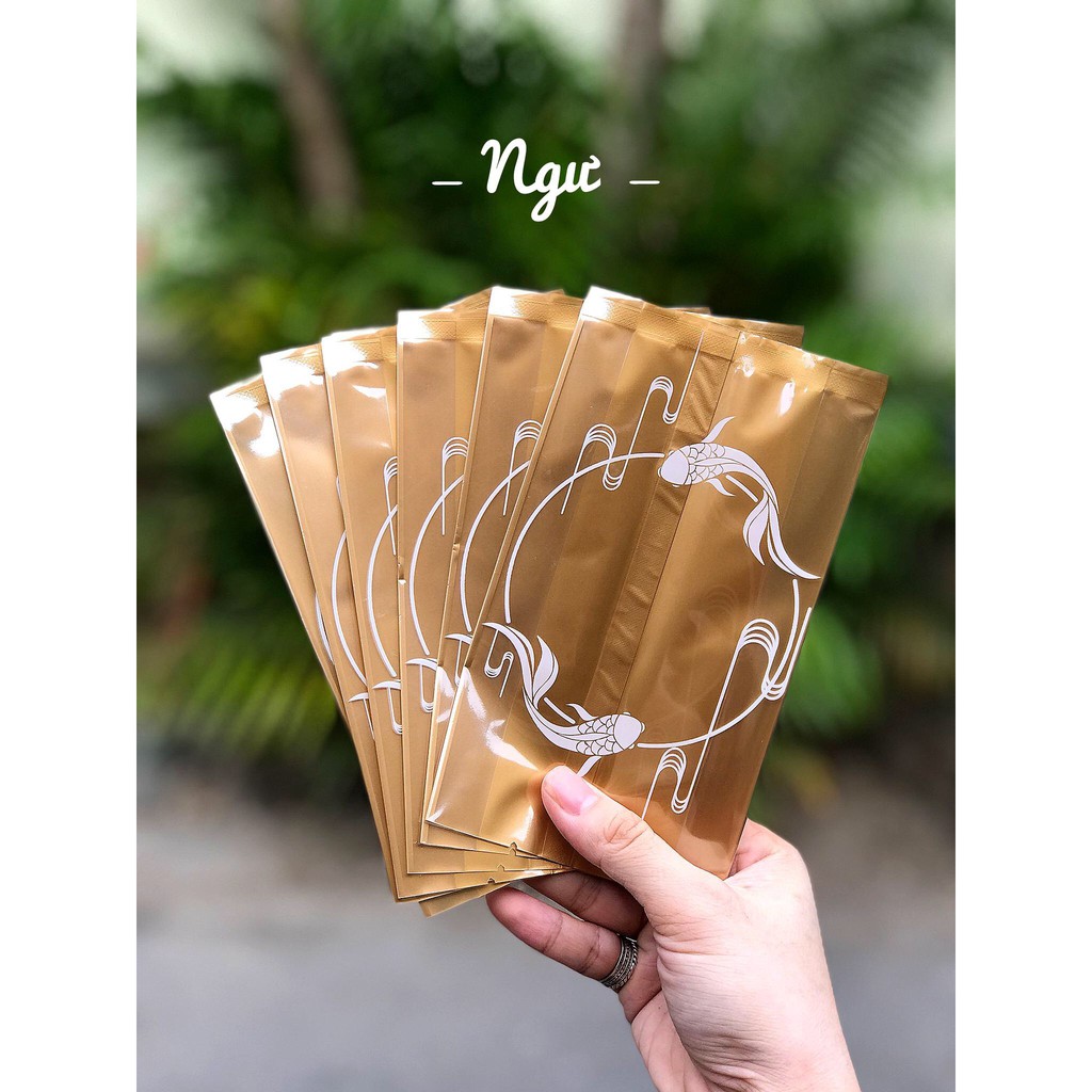 Set khay+ túi+ chống ẩm trung thu loại 150gr- 200gr  ( gửi mẫu ngẫu nhiên)