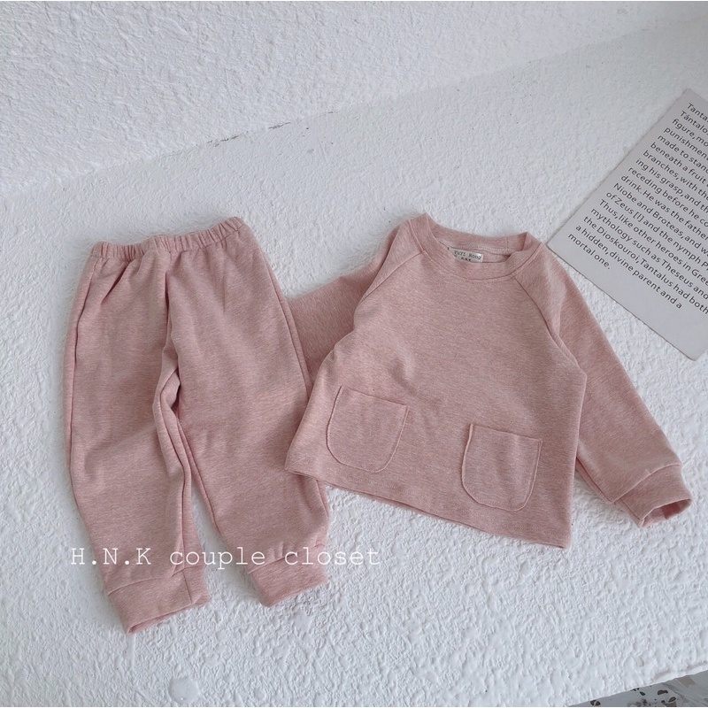 Đồ Bộ Dài Tay Bé Trai, Bé Gái 6-18kg Chất Cotton Nỉ Nhám Mỏng Có Túi Phối Quần Boom Rộng - AN.KID