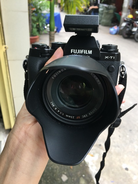 Máy ảnh FUJIFILM X-T1 + lens 23 f1.4 Chính Hãng Fujifilm VN