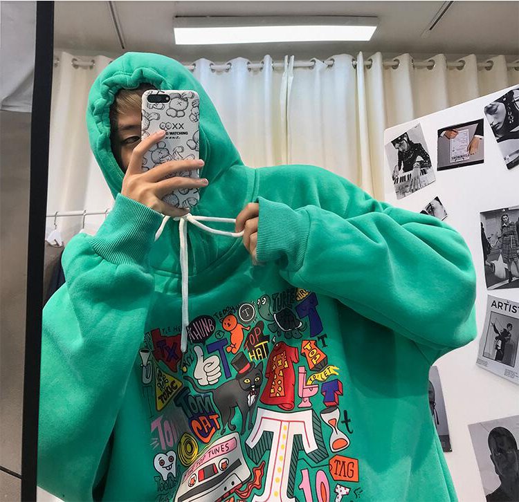 Áo hoodie dáng rộng in họa tiết thời trang cá tính cho nam | BigBuy360 - bigbuy360.vn