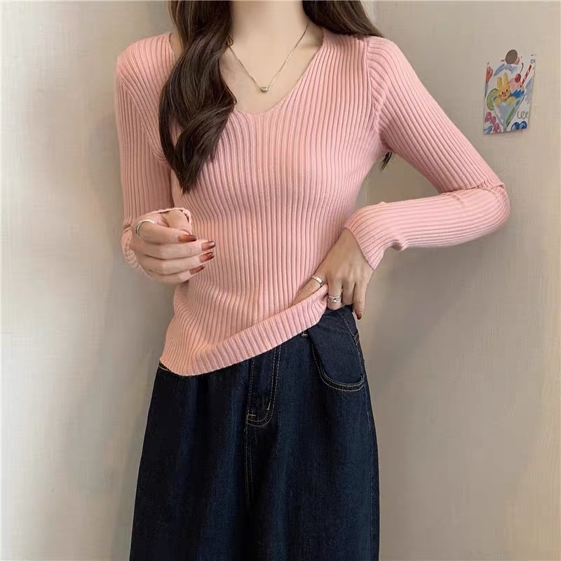 VN220 Áo len nữ dệt kim thu đông cổ tim