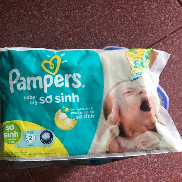 Tã dán sớ sinh newbon pamper 100 miếng