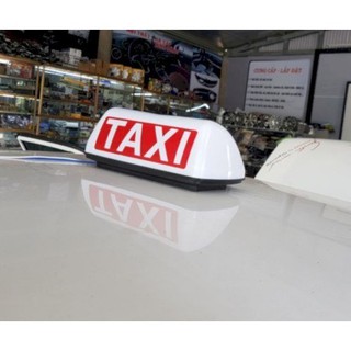 mào taxi nam châm