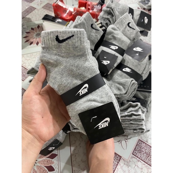 Hot - Tất Nike Vnxk theo chục giống nhau cho bé yêu từ 0-12 tuổi, tiện lợi