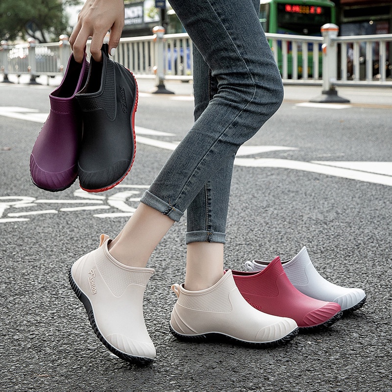 Giày Bốt Cao Su Đi Mưa Chống Trượt Chống Thấm Nước Thời Trang Cho Nữ