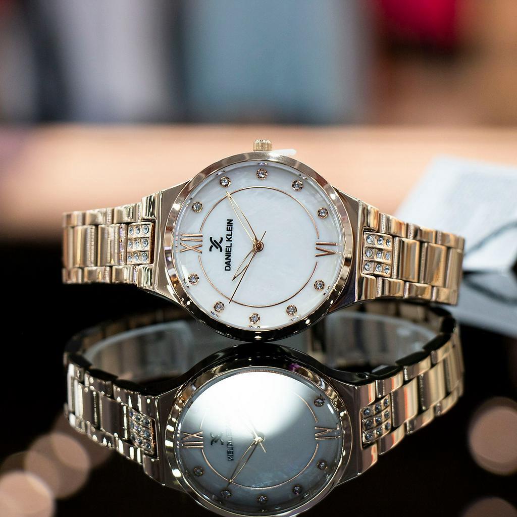 Đồng hồ nữ Daniel Klein Watch DK12069-3 mặt nhỏ đính đá, kính cứng chống xước, chống nước, dây thép đeo tay cao cấp
