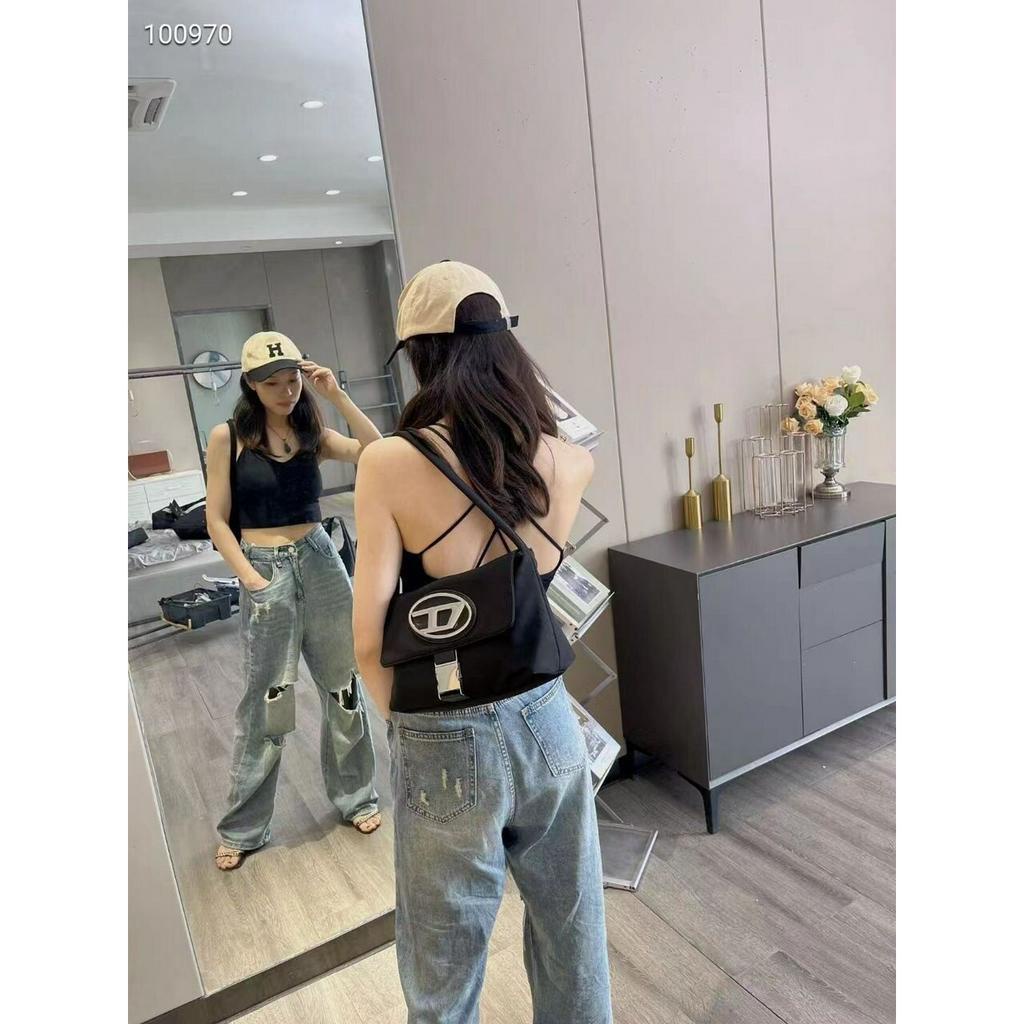 Túi kẹp nách Di sel cực chất Sz 27 ( Có hộp )