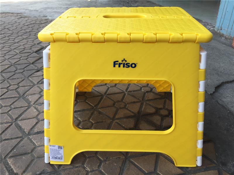 Ghế nhựa trung xếp gọn Friso