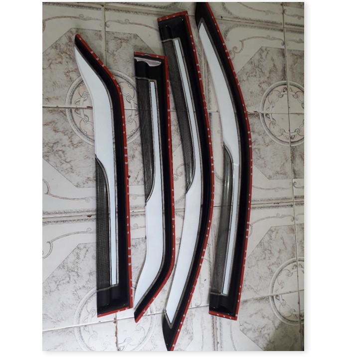 Bộ vè mưa vân gồ 2 màu xe Fortuner 2009-2019
