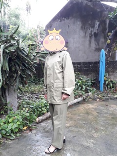 Bộ quần áo đi mưa