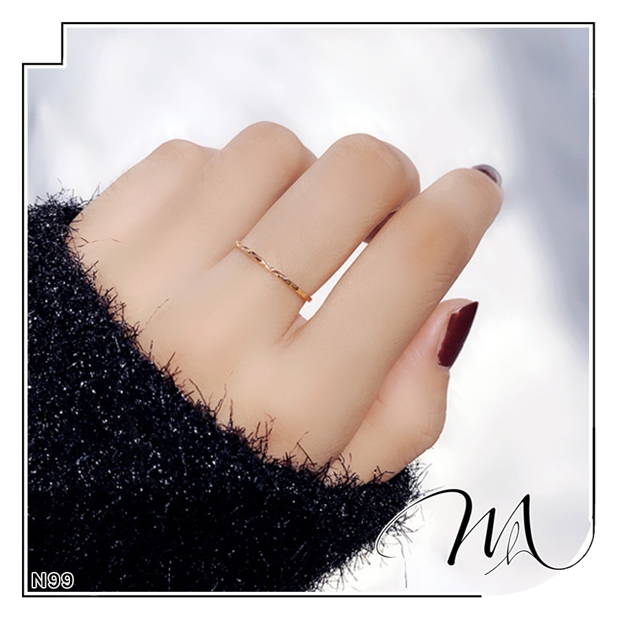 Nhẫn nữ Titan bản mảnh chạm khắc quả trám - Măng's House N99