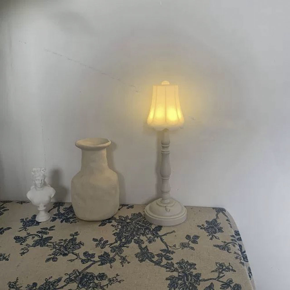 Đèn ngủ mini để bàn trang trí phong cách retro sáng tạo cho phòng ngủ/ nhà cửa