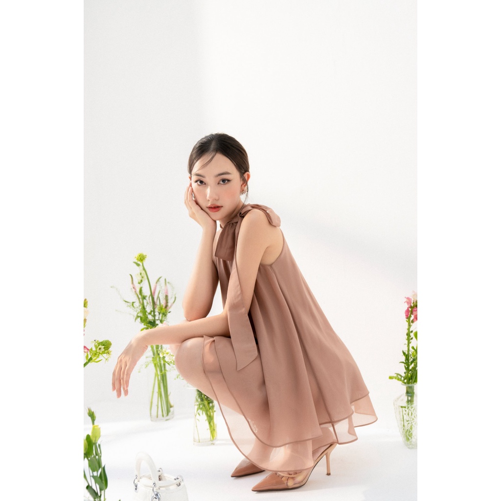Áo yếm cổ trụ nơ 2 tầng  TIINSTORE  AHN354