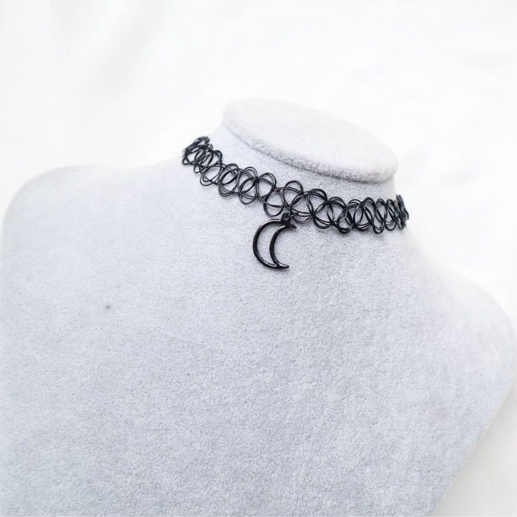 Vòng Cổ Choker Màu Đen Co Giãn Đính Hạt Ngọc Trai Hình Mặt Trăng Ngôi Sao