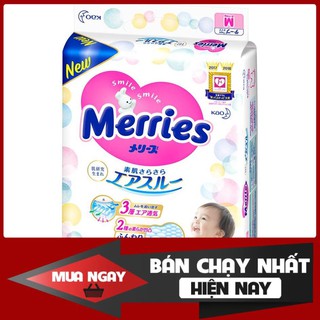 Siêu sale bỉm dán merries nội địa m 64+ 4 miếng