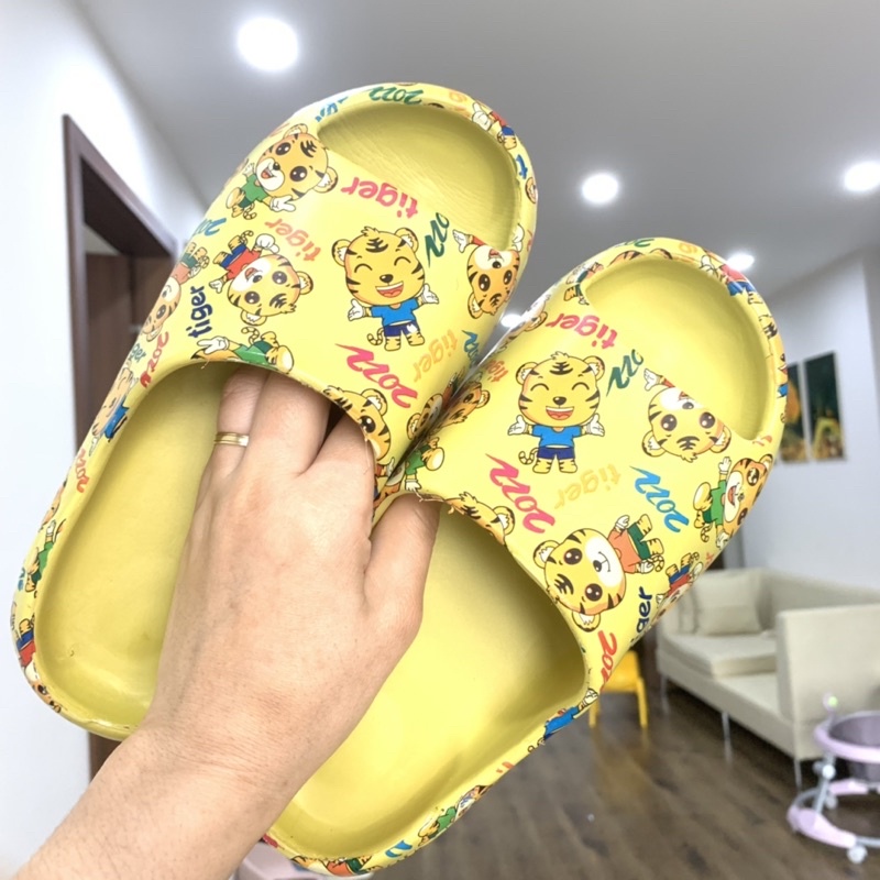 THANH LÝ DÉP XỐP SIÊU NHẸ ĐI TRONG NHÀ GIÁ RẺ PHOM NHỎ