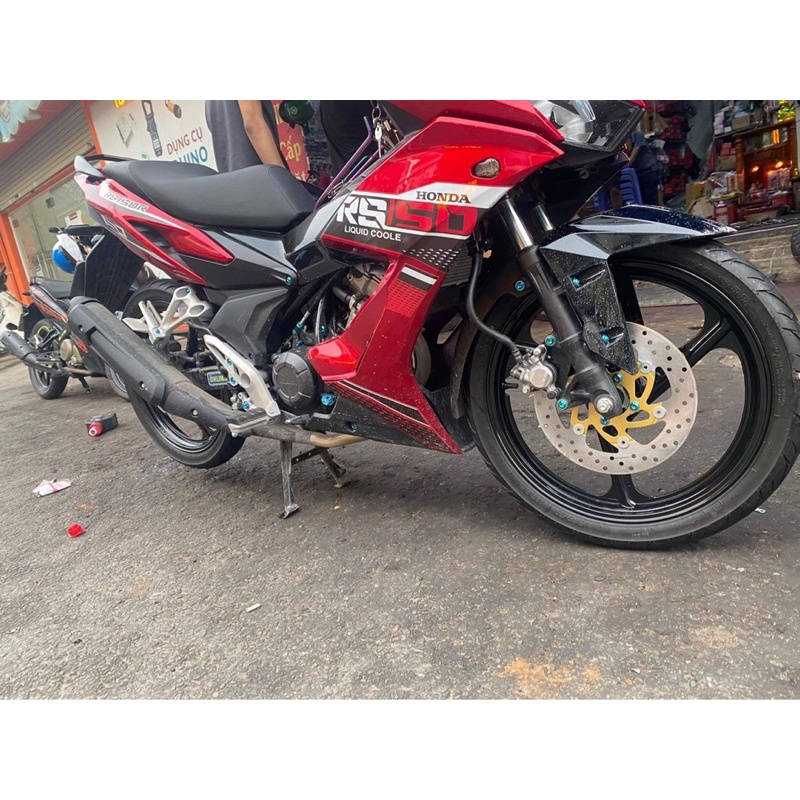 Đĩa yaz Enkei 4 lỗ ra 260mm có hàng.  Gắn như zin cho winner đi mâm 4 lỗ. Dày 300mm. Thép siêu cứng