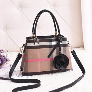 Túi Lyn hến kẻ size 24
