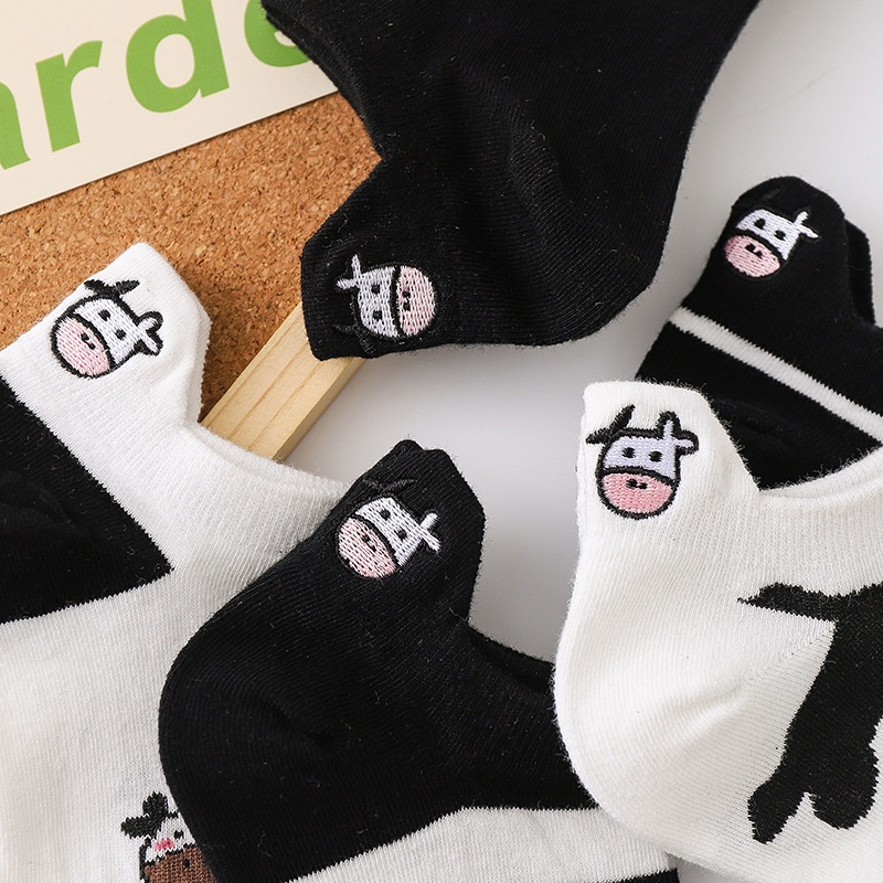 Vớ Nữ 5 Kiểu Họa Tiết Bò Sữa Siêu Dễ Thương Cho Nữ