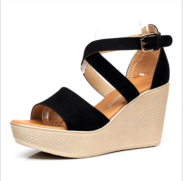 Sandal xuồng 9cm bản đen chéo gót